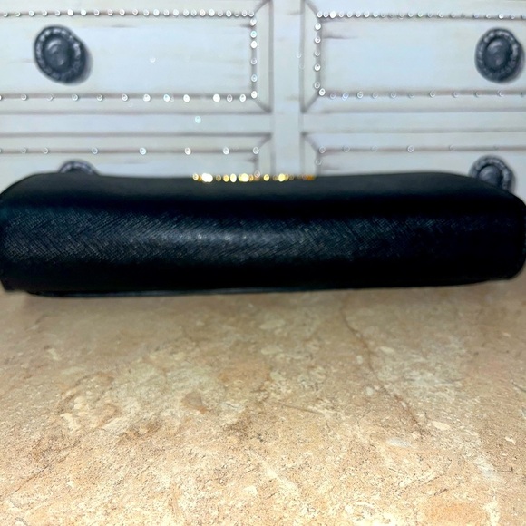 Michael Kors Jet Set Travel Carryall Saffiano Leather Wallet, Black - Picture 4 of 11